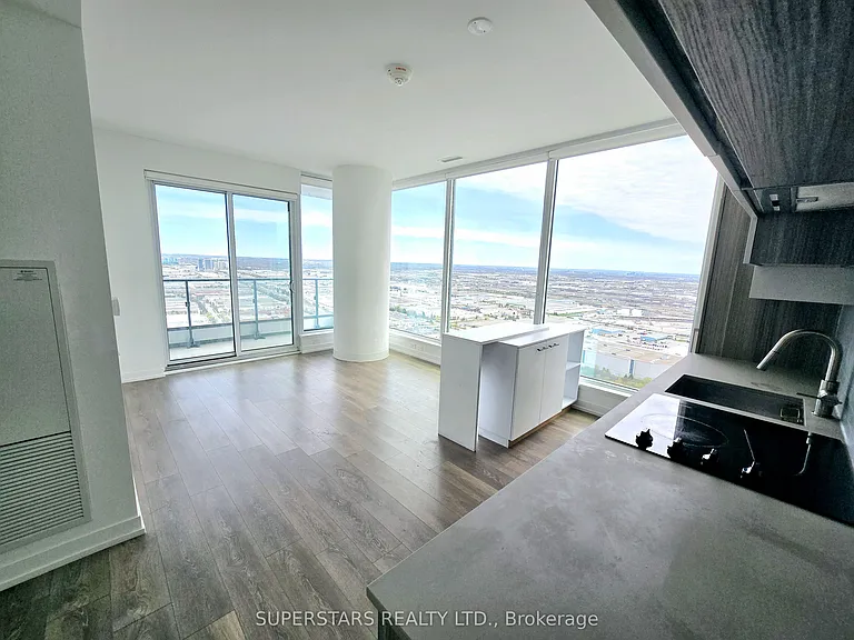 898 Portage Pkwy #5002 — Photo 4