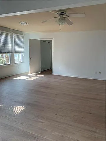148 Helios Ave — Photo 6