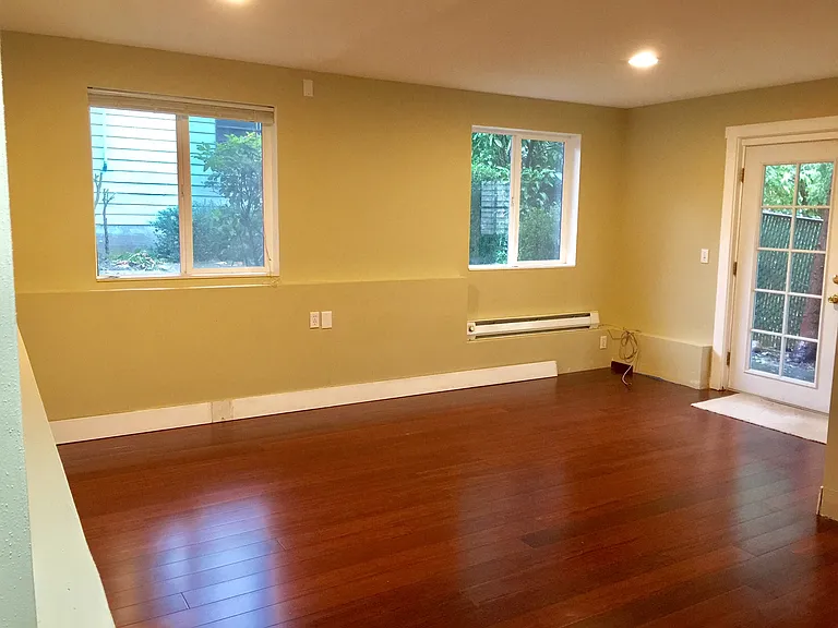 down stair bedroom