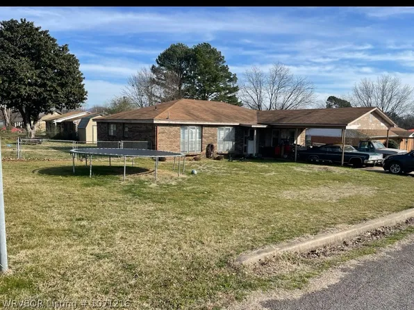 101 Ford Pl, Poteau, OK 74953