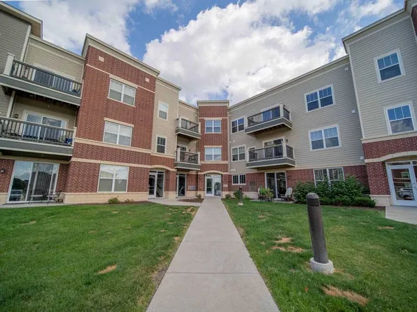 5194 Sassafras Dr #307, Fitchburg, WI 53711