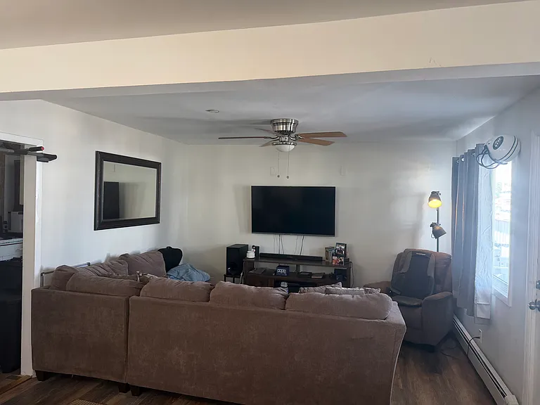 31 Illinois Ave #1 — Photo 17