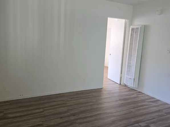 1280 E Santa Clara St APT 17, Ventura, CA 93001