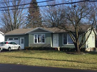 1760 Woodlawn Ave SE, Grand Rapids, MI 49506
