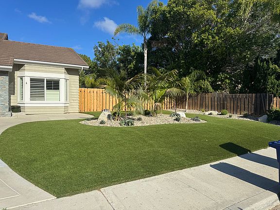 3rd image of 711 Oak Burl Ln