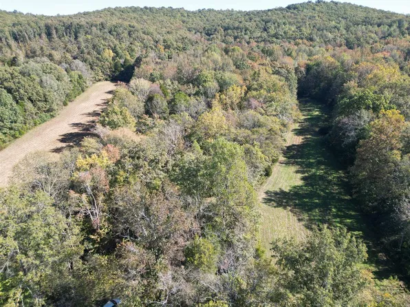 2303 State Highway 949, Dunmor, KY 42339
