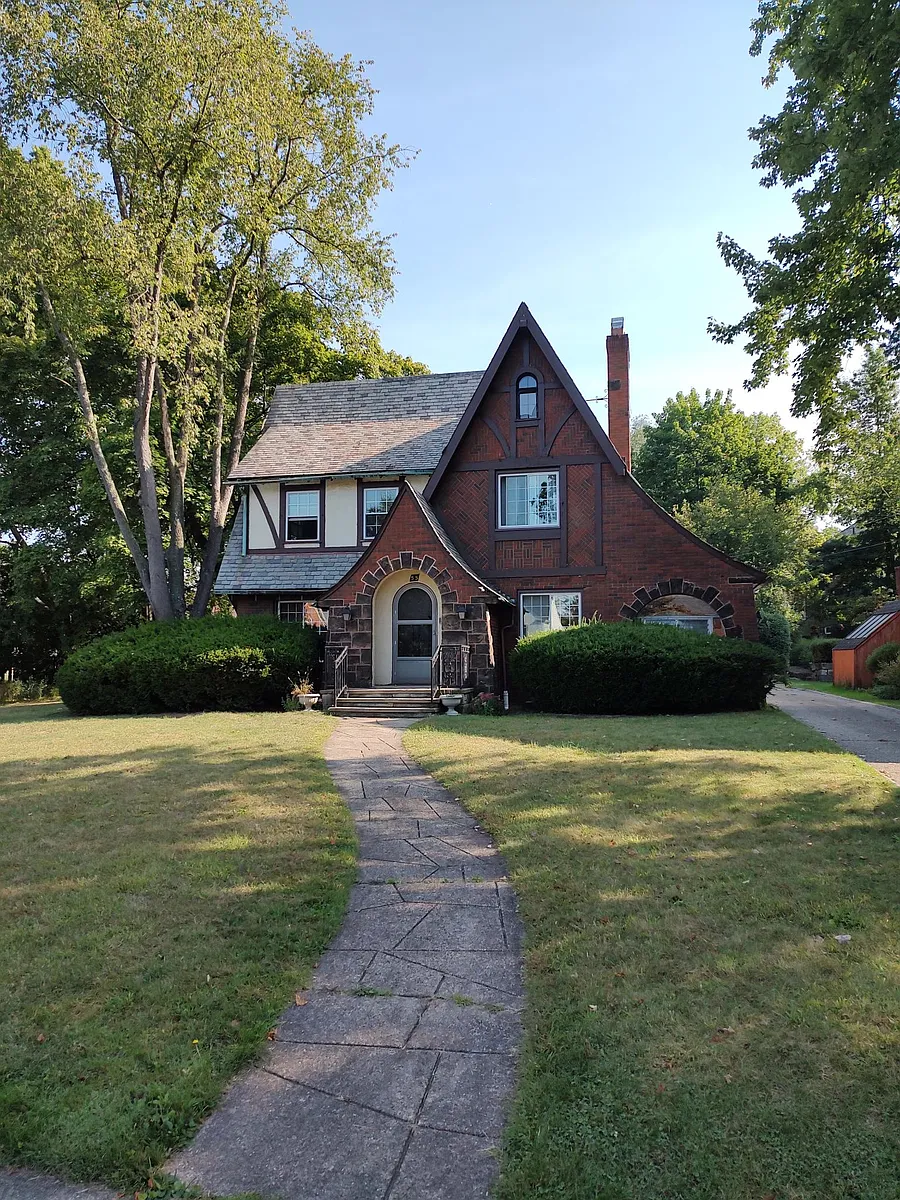 Building Photo - 55 Clemmer Ave