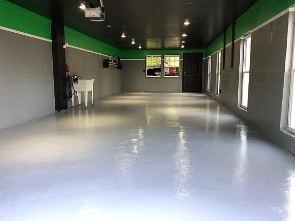 3rd image of 1328 Warrior Way