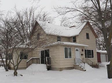 1st image of 630 S 10th St