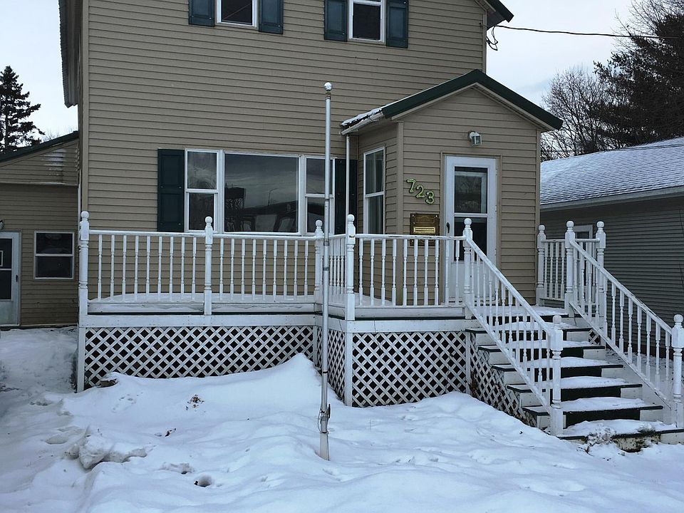 1st image of 723 Peck St