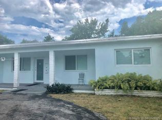 842 NE 121st St #1, Biscayne Park, FL 33161