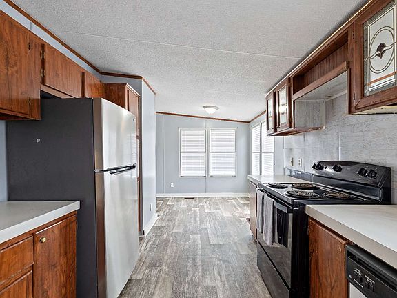 5th image of 3832 205th Ln