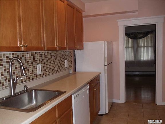 3rd image of 56 Wyman Ave