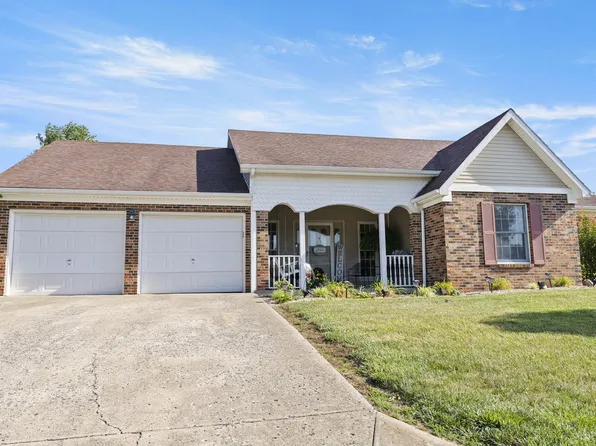 831 Meadowcrest Cir, Maysville, KY 41056