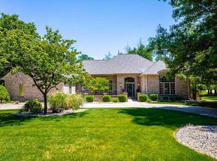 4915 Country Ln, Jackson, MI 49201