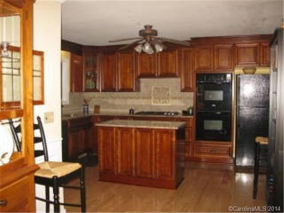 Gourmet Kitchen