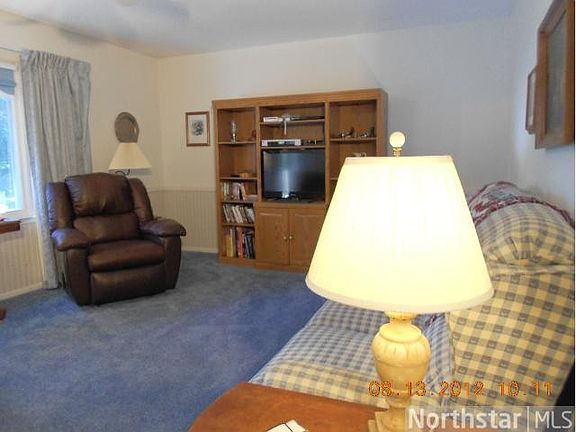 4th image of 873 Oriole Dr