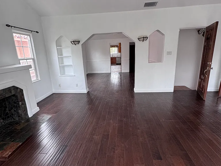 1609 Ellsmere Ave — Photo 12
