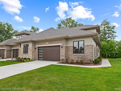 7479 Gramercy Cir #16, West Bloomfield, MI, 48322