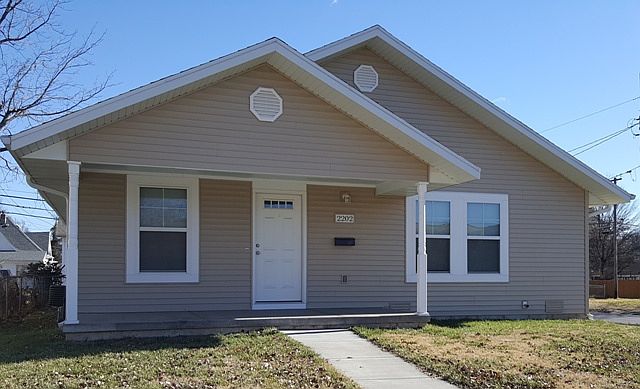 Large, covered front porch