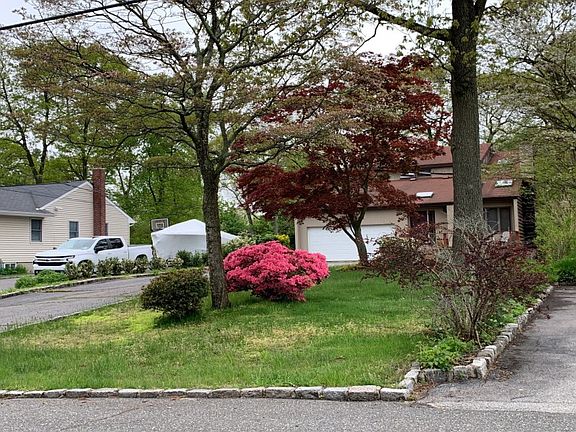 3rd image of 25 Birchwood Dr