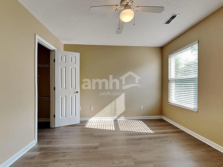 5974 Marsh Cir — Photo 16