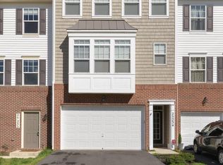 25234 Demilton Ter, Chantilly, VA 20152