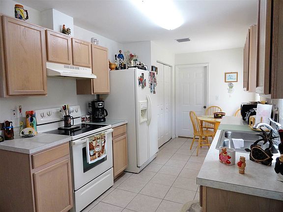 4th image of 7 Fariston Pl
