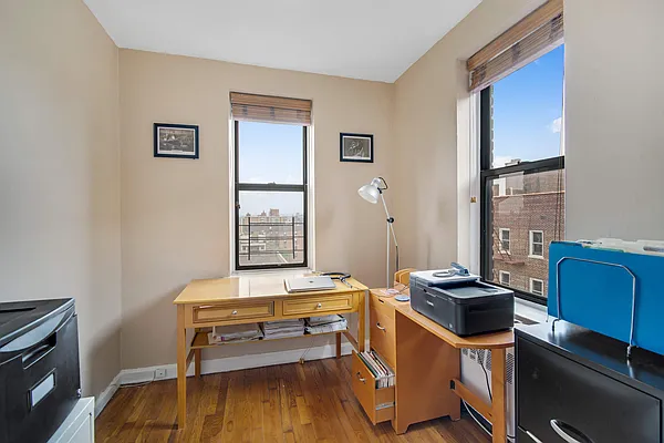 Sold by Compass | media 6