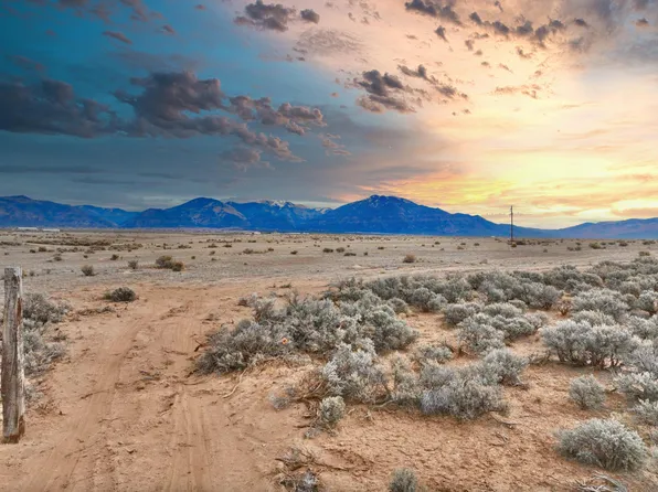 Darlene Rd, El Prado, NM 87529