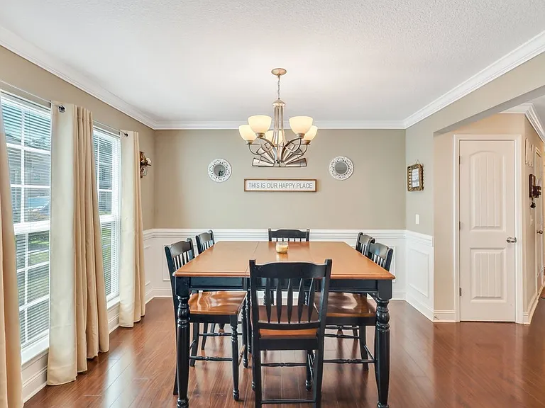 203 Grandview Dr #1 — Photo 6