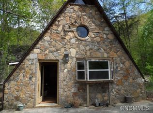 247 Ridgeway Rd, Candler, NC 28715