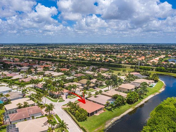 4th image of 6555 Cobia Cir