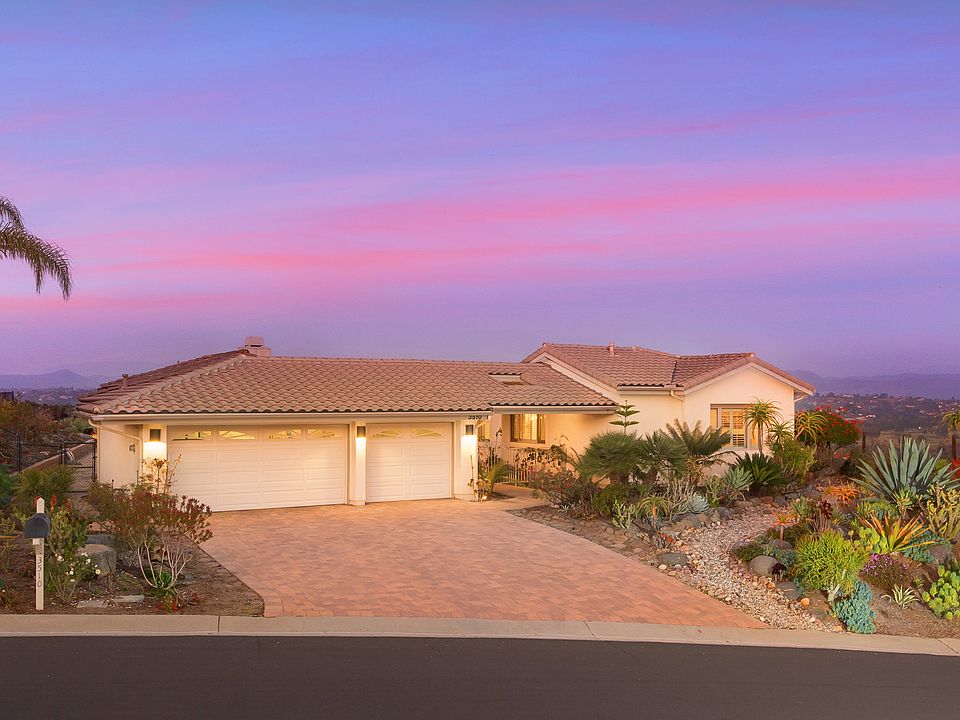 1st image of 3510 Avenida Amorosa