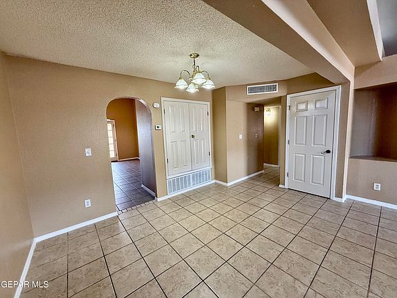 5th image of 3401 Tierra Zafiro Dr