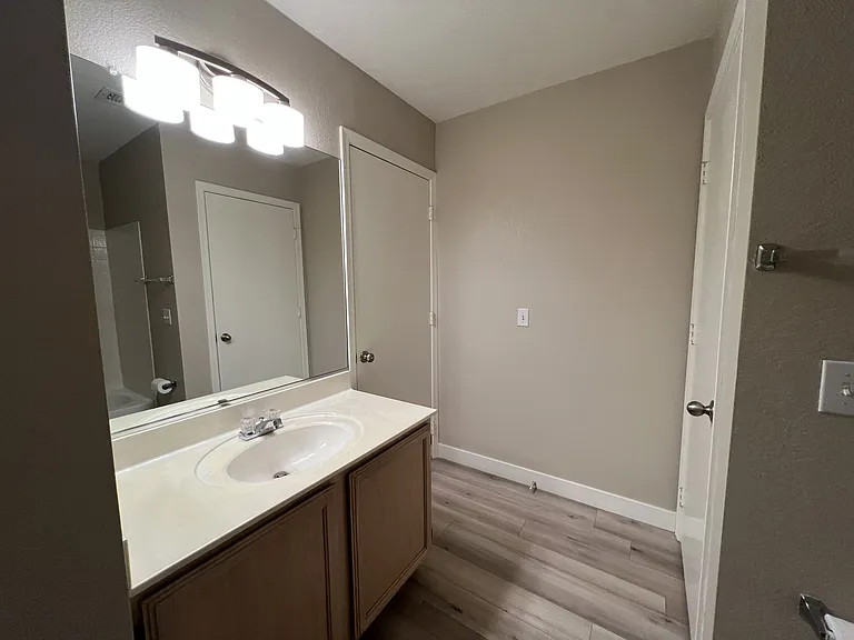1120 N Val Vista Dr #92 — Photo 17