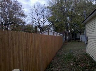 1908 Wall St, Murphysboro, IL 62966