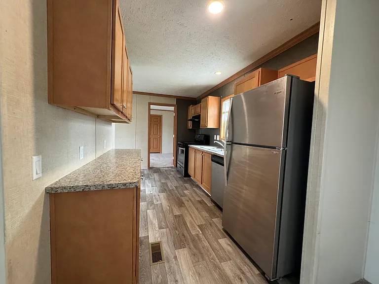 Brookside Manor — Photo 33