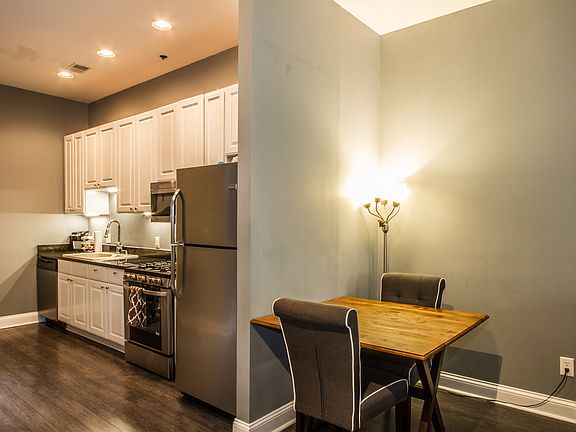 5th image of 706 Massachusetts Ave APT 202
