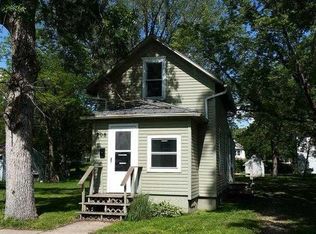 708 N 5th St, Estherville, IA 51334