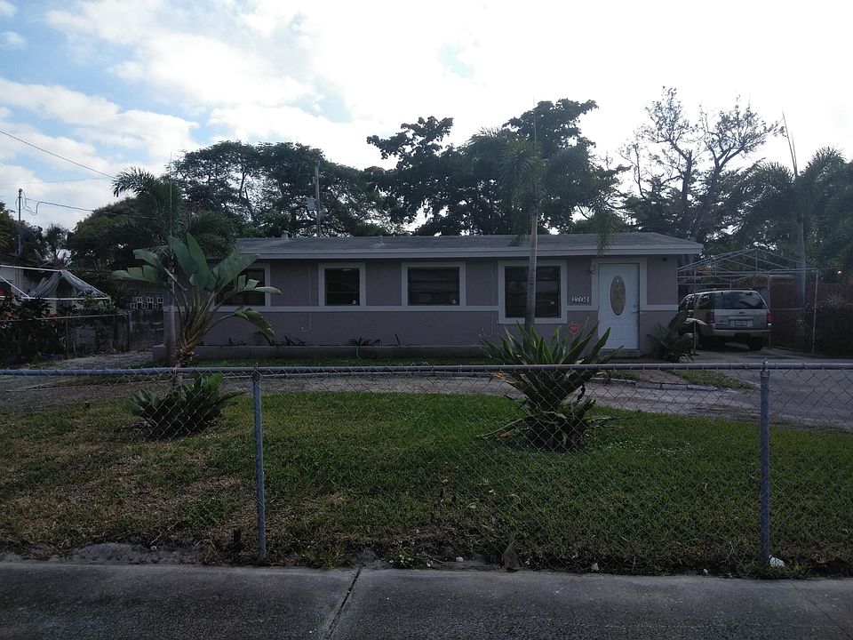 1st image of 1704 NW 15th Pl