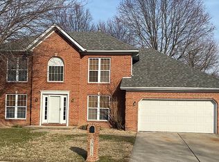 3912 Heatherwood Dr, Swansea, IL