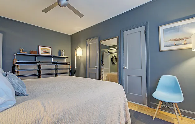 Sold by Akam Sales and Brokerage | media 32