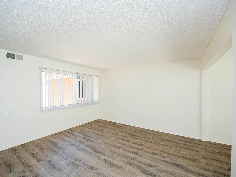 7282 La Mancha Cir — Photo 9