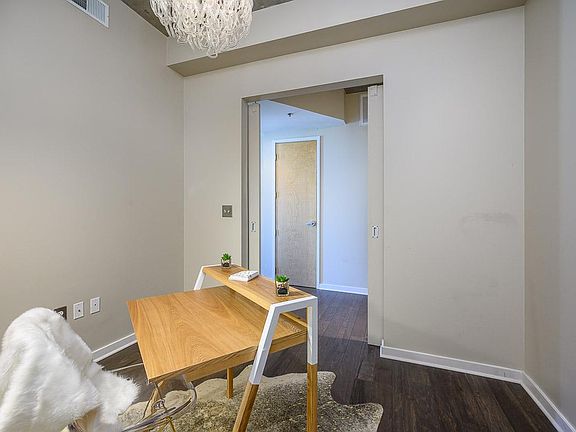 5th image of 600 12th Ave S APT 741