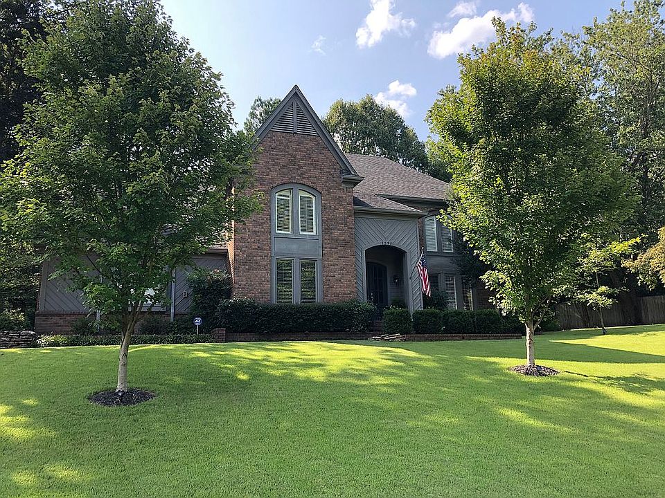 2597 Maple Grove Cv N