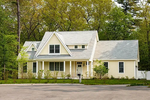 10 McCarron Dr Photo 1