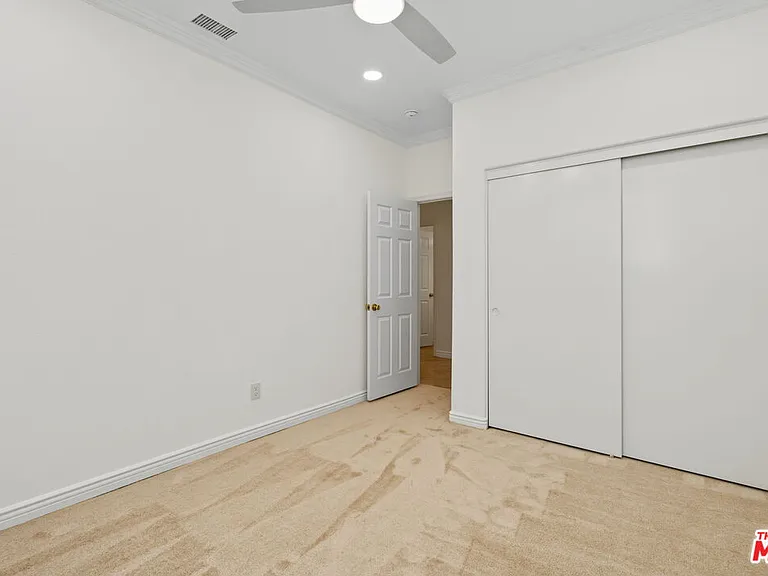 5711 Citrus Ranch Cir — Photo 23
