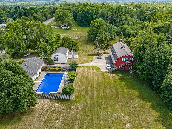 3rd image of 147-151 Dirigo Road