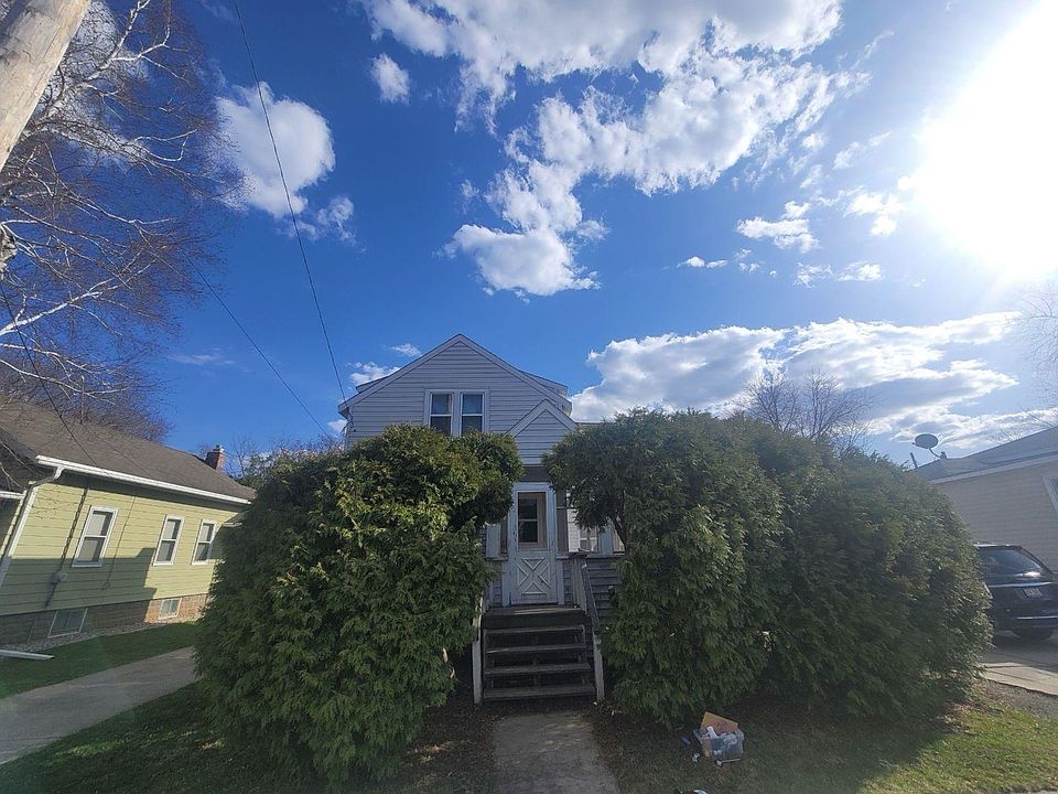 1st image of 211 Oxford Ave